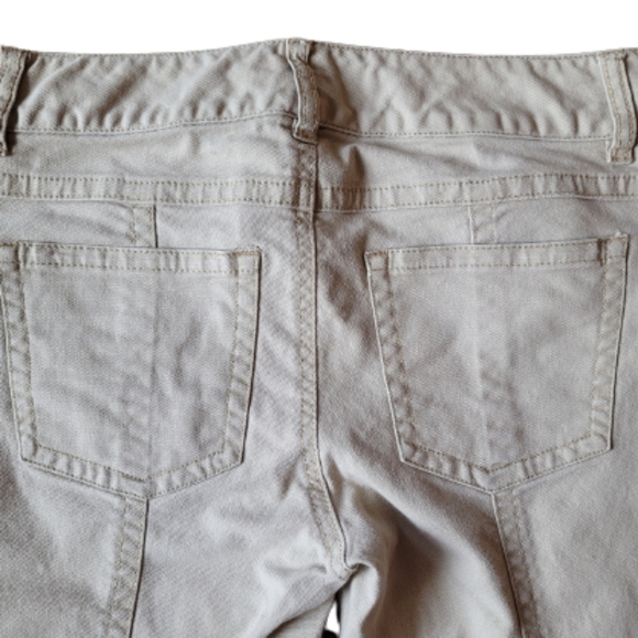 MICHAEL KORS Tan Skinny Jeans, Double Gold Tone Button, Zip Closure - Picture 5 of 11